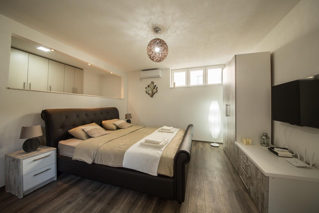 Studio Apartman Centar Banja Luka Exteriör bild
