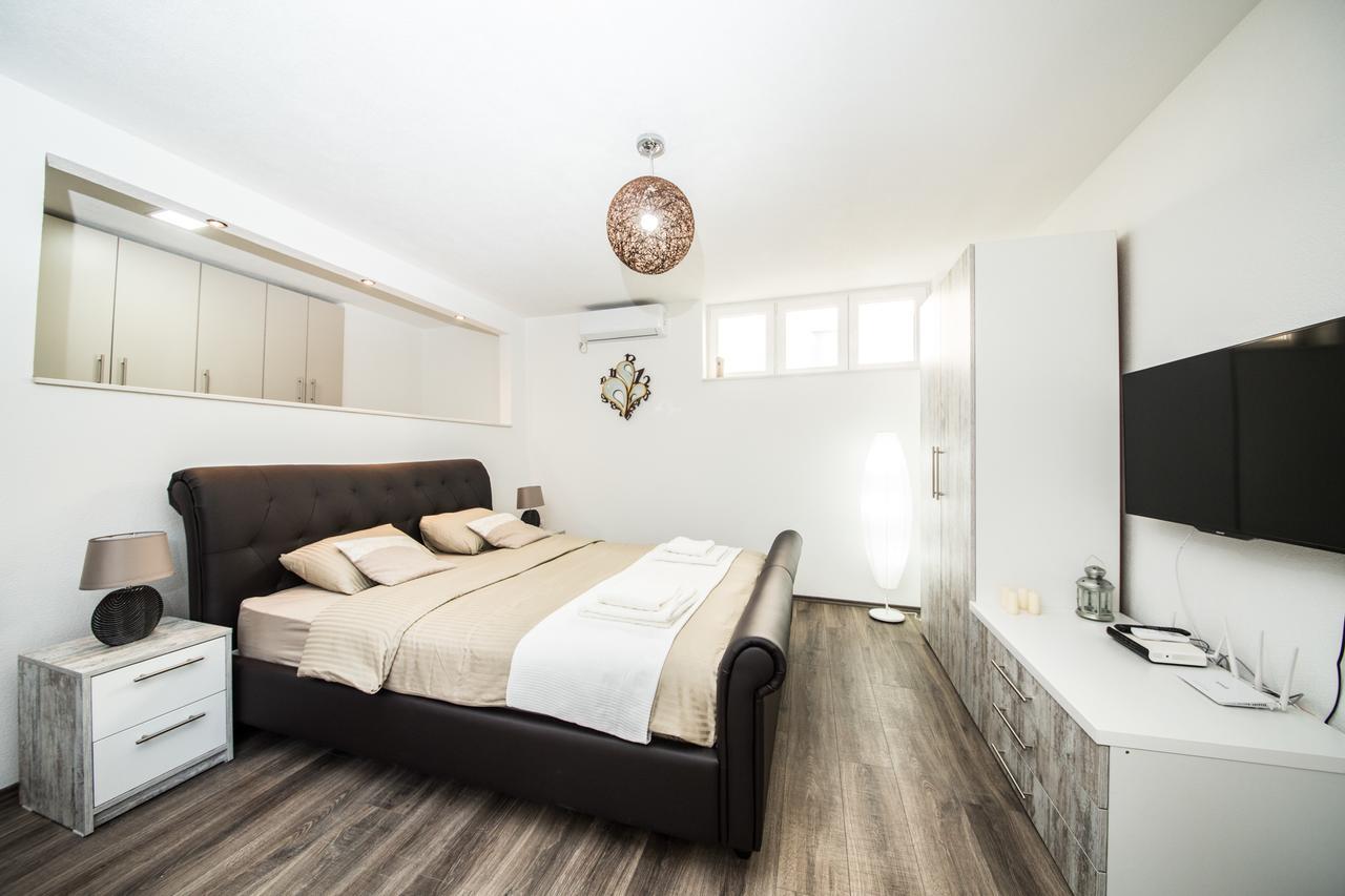 Studio Apartman Centar Banja Luka Exteriör bild